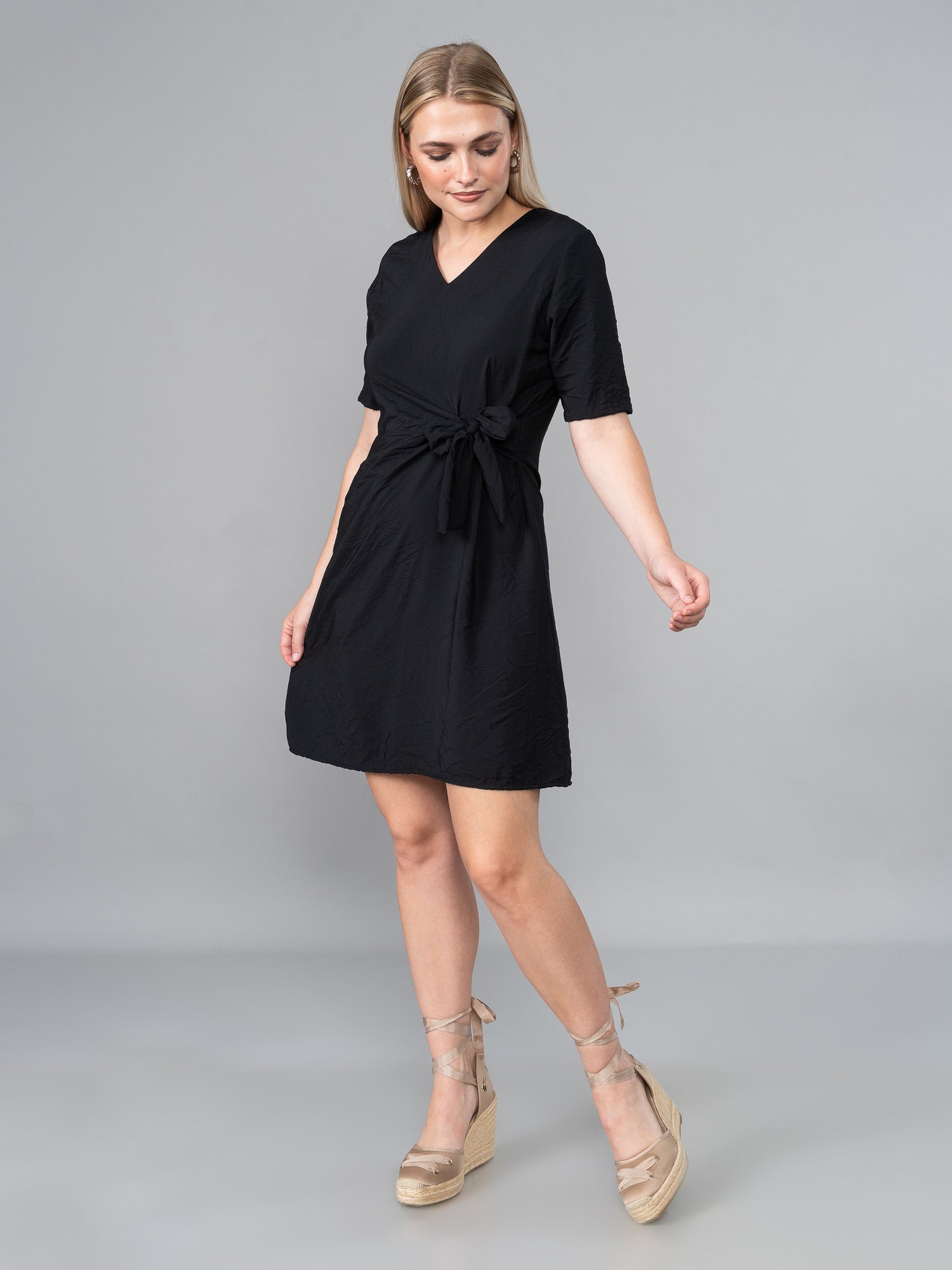 Vestido Karla Corto Negro