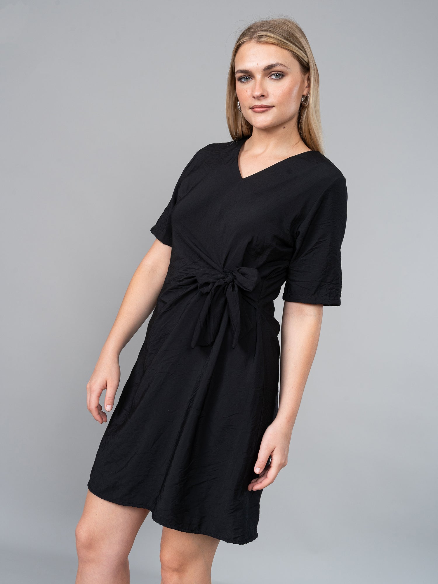 Vestido Karla Corto Negro